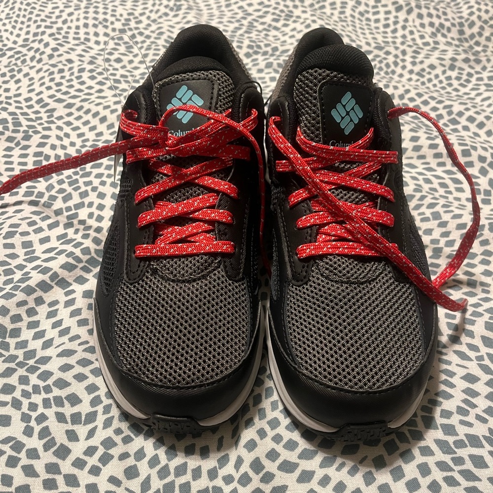 NWT Columbia Vitesse Fasttrack Waterproof Hiking Shoe Size 7